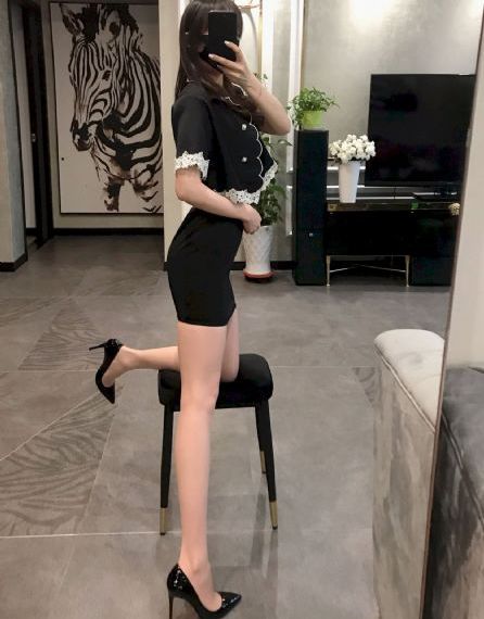 欧美美女极度另类_4K日韩免费观看