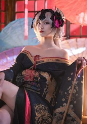 欧美休闲小镇_高清全集免费观看